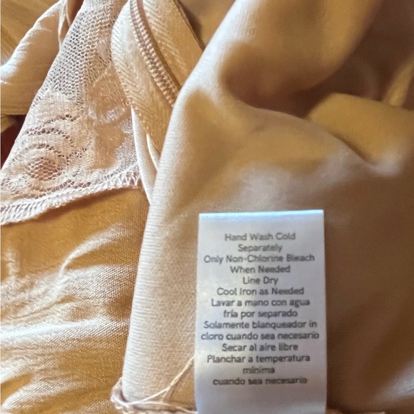 Venus XL maxi dress beige. - Picture 7 of 7